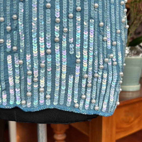 Frank Usher 80’s Vintage Baby Blue Sequin Top 100% Silk Fits Medium - Picture 9 of 15